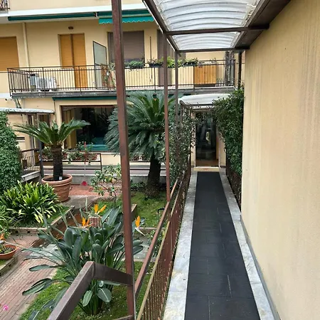 Apartment Hanoi - Mare & Wifi Rapallo